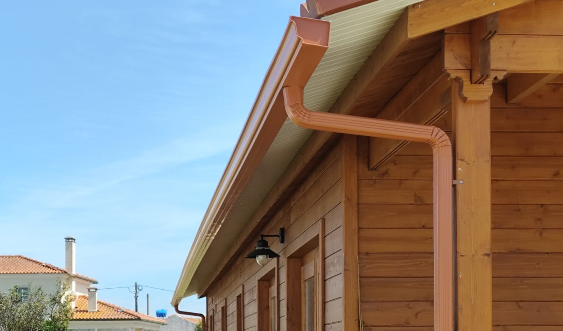 instalacao-de-caleiras-em-moradia-leiria